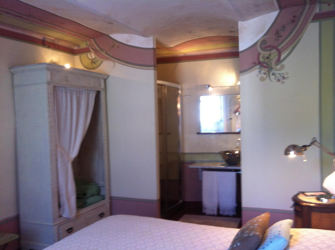 Bedroom 15