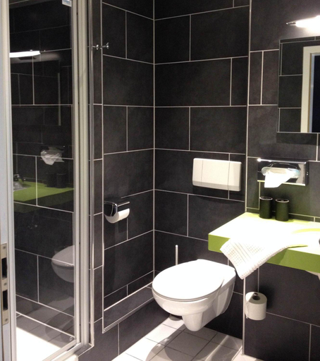 Bathroom 3, Achtert Diek, Wittmund