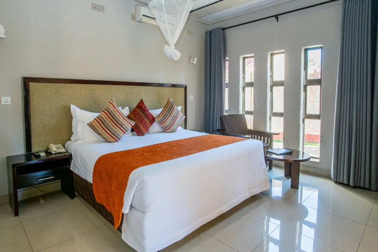 Bedroom 3, Kadoma Hotel and Conference Center, Kadoma