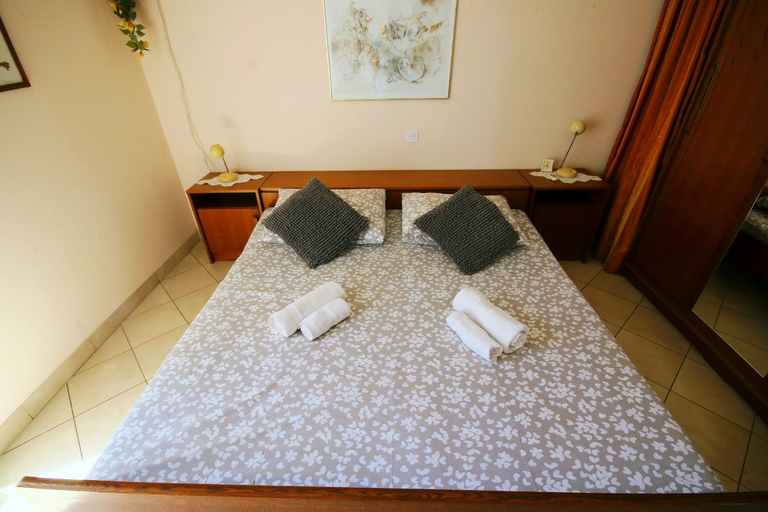 Others 4, Apartments Orest, Sućuraj