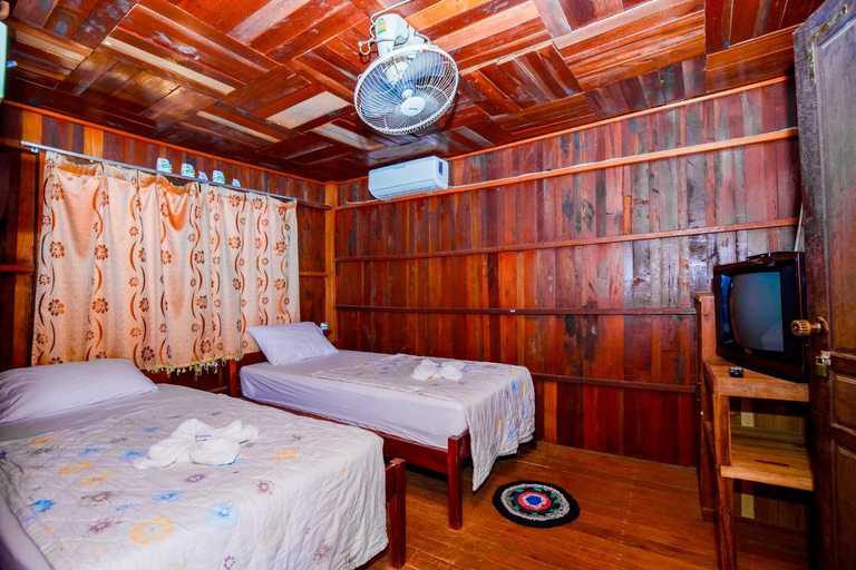 Others 3, Molina Bungalow, Vangvieng