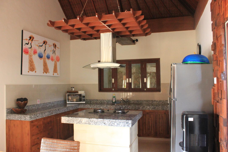 Dining Room 11