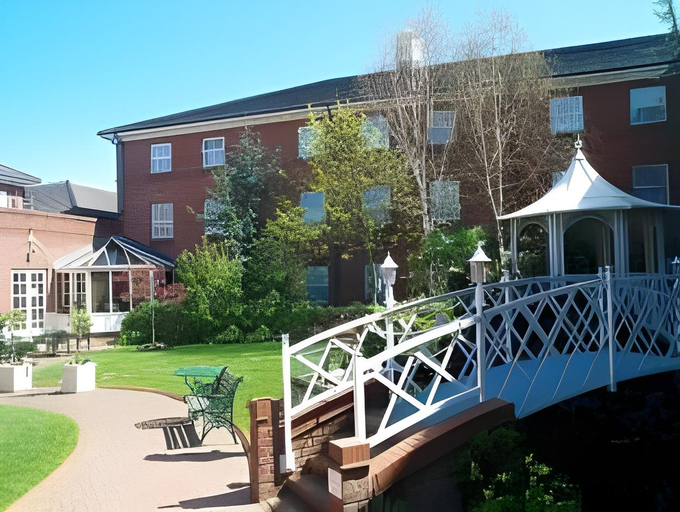 Exterior & Views 1, Village Hotel Chester St David's, Flintshire