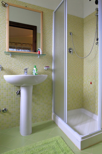 Bathroom 3