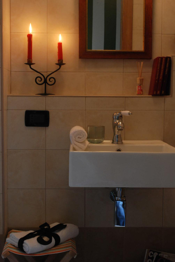 Bathroom 2, B&B L'Albero Di Antonia, Teramo