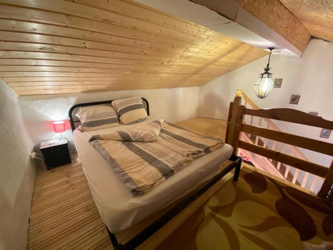 Bedroom 8