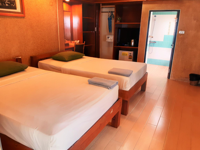 Bedroom 2, First Villa Beach Resort, Ko Phangan