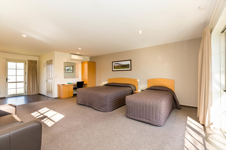 Bedroom, Aspen Court Taihape, Rangitikei