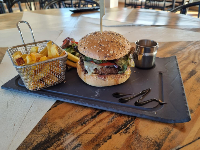 Food & Drinks 5, Auberge des Salles, Var