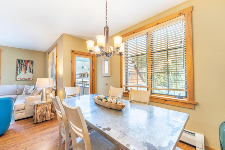 Dining Room 6