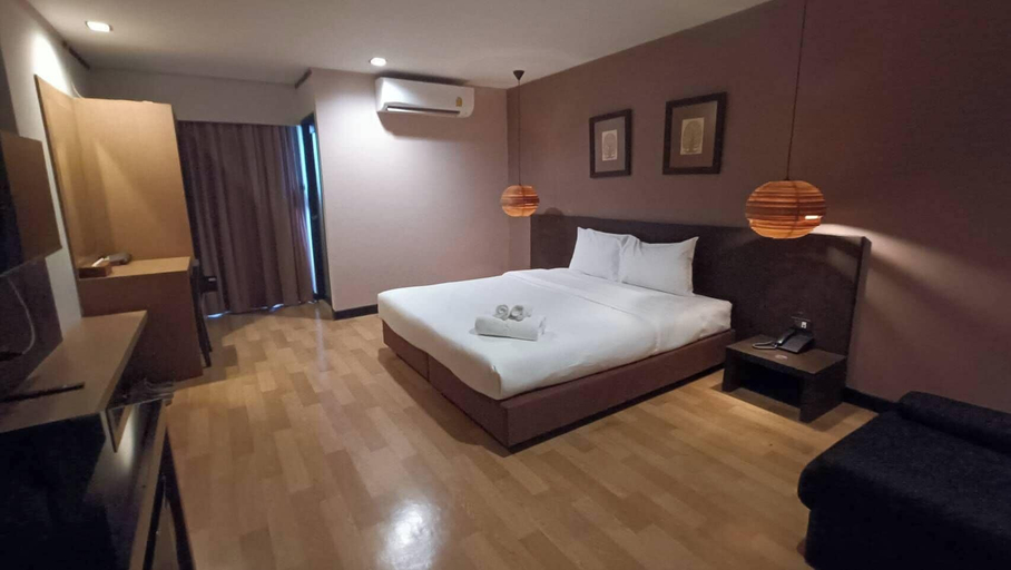 Bedroom 30