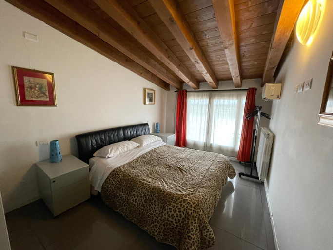 Bedroom 15