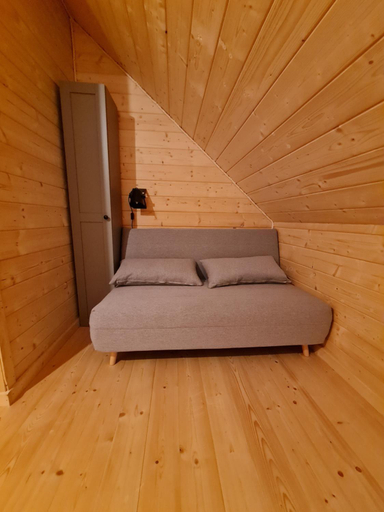 Facilities 2, Goralskie Izby, Cieszyn