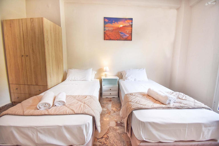 4, Mike's apartments, Ionian Islands