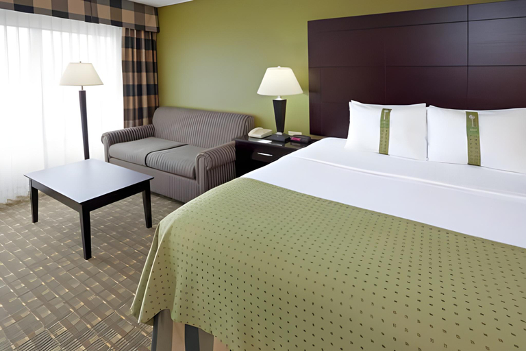 Bedroom 2, GARNER HOTEL TOTOWA by IHG, Passaic