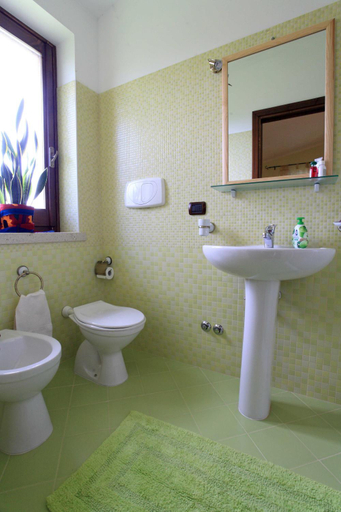 Bathroom 4
