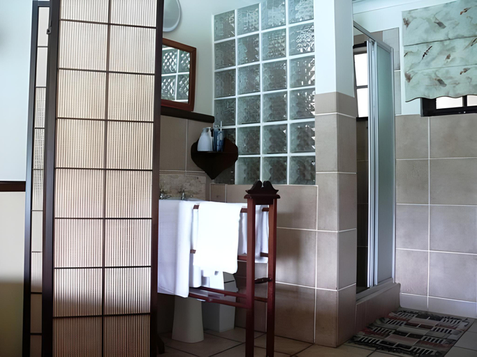 Bathroom 3, Agterplaas B&B Guesthouse, City of Johannesburg