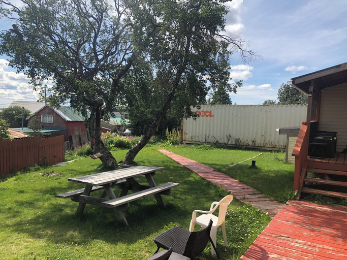 Others 3, Bear Paw Inn, Dillingham