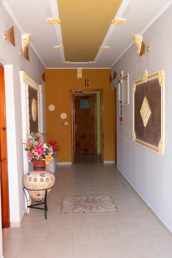 Others 5, Villa EnElladi, Central Greece