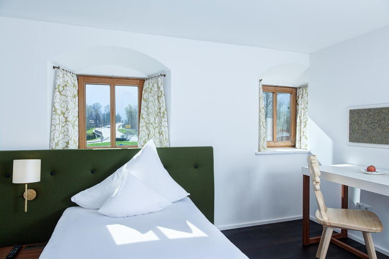 Bedroom 12