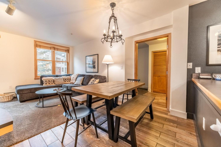 Dining Room 13