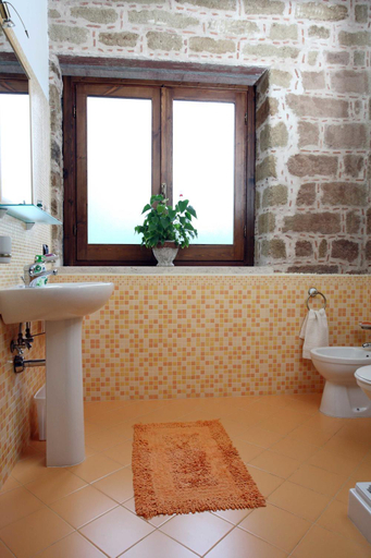 Bathroom 8