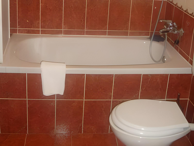 Bathroom 5, The Mediterranean Village San Antonio, Biograd na Moru