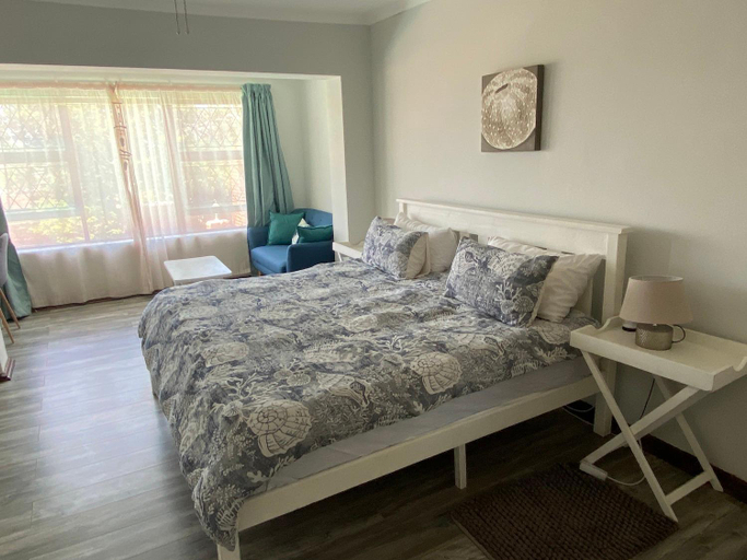 Bedroom 3, Surf Point Holiday Home & Apartment, Cacadu