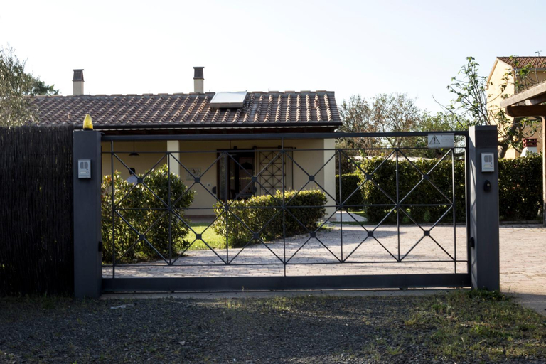 Others 3, Agriturismo Dallolivo, Livorno