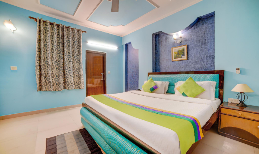 Bedroom 12