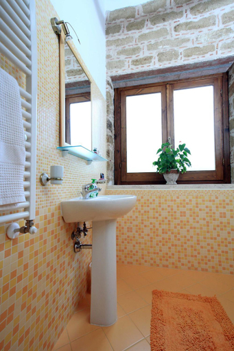 Bathroom 5