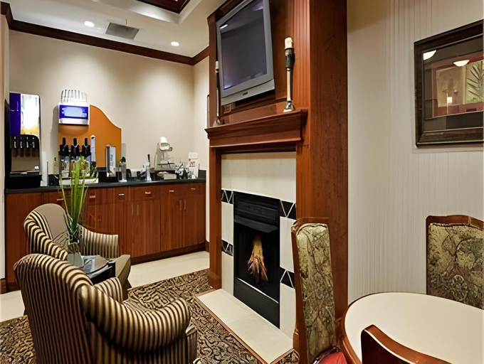 Coffee shop 5, Holiday Inn Express Hotel & Suites Harriman By IHG, Roane