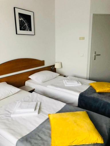 Bedroom 3, Aqua Hotel, Polkowice