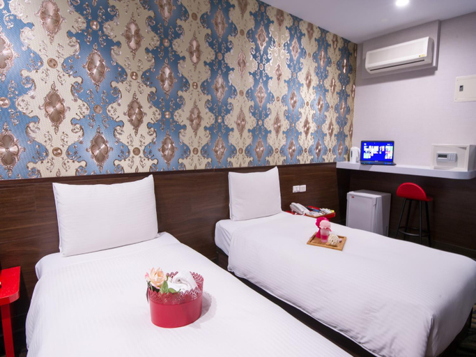 Bedroom 6