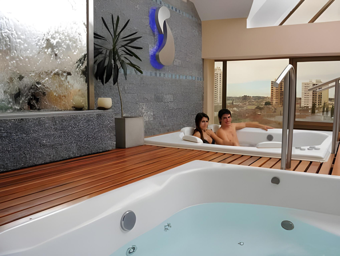 Bathroom 1, Niken Hotel & Spa, Necochea