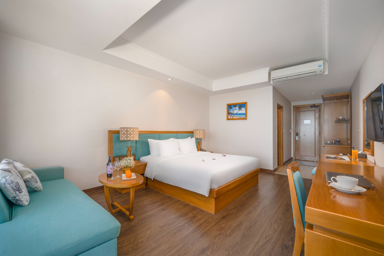 Bedroom 3, Diamond Sea Hotel, Da Nang