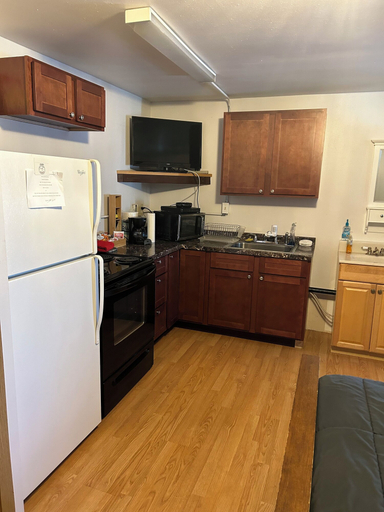 Others 5, Bear Paw Inn, Dillingham