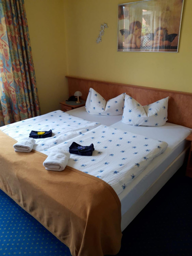 Bedroom 4, Hotel zur Altstadt, Celle