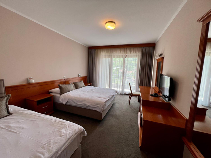Bedroom 2, Hotel Millennium, Pogradecit