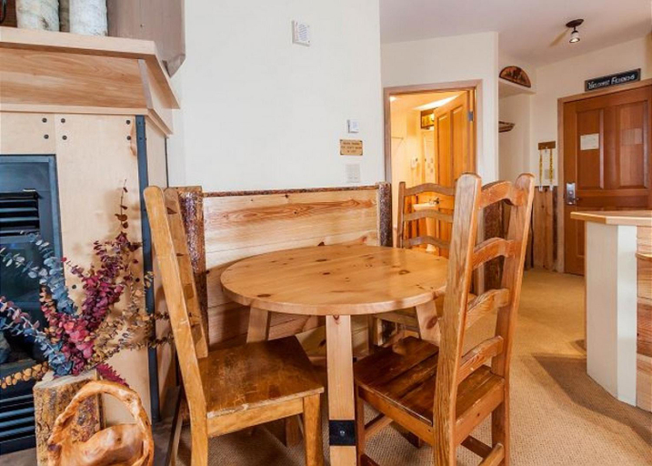 Dining Room 4