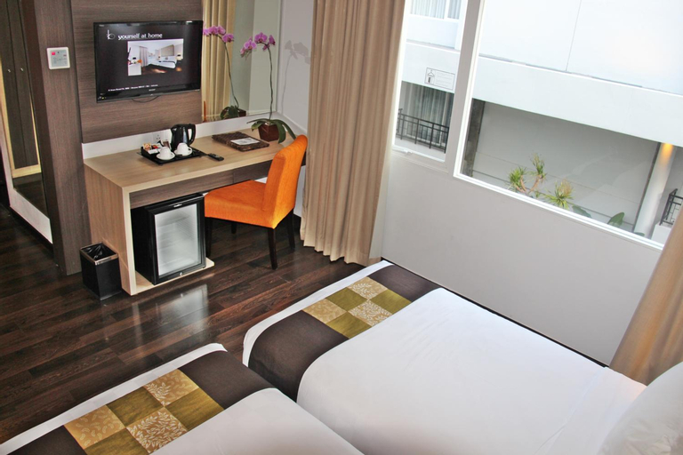 Bedroom 13