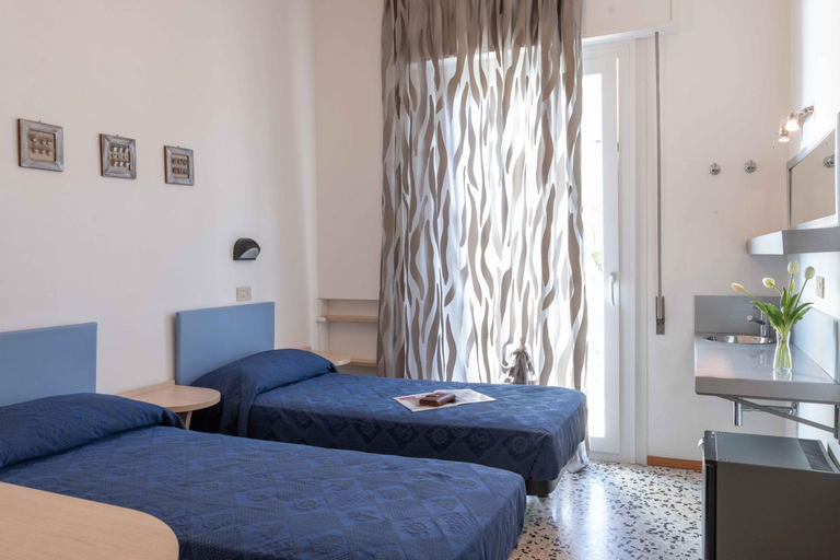 Bedroom 13