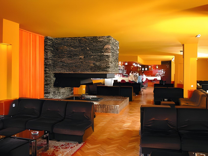 Public Area 2, Evenia Monte Alba, Huesca