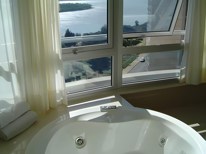 Bathroom 3, Maran Suites & Towers, Paraná