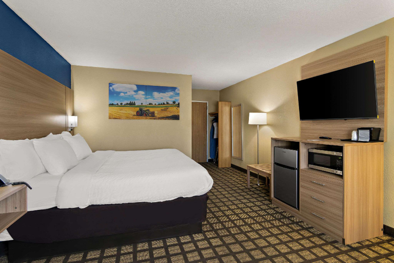 Bedroom 14