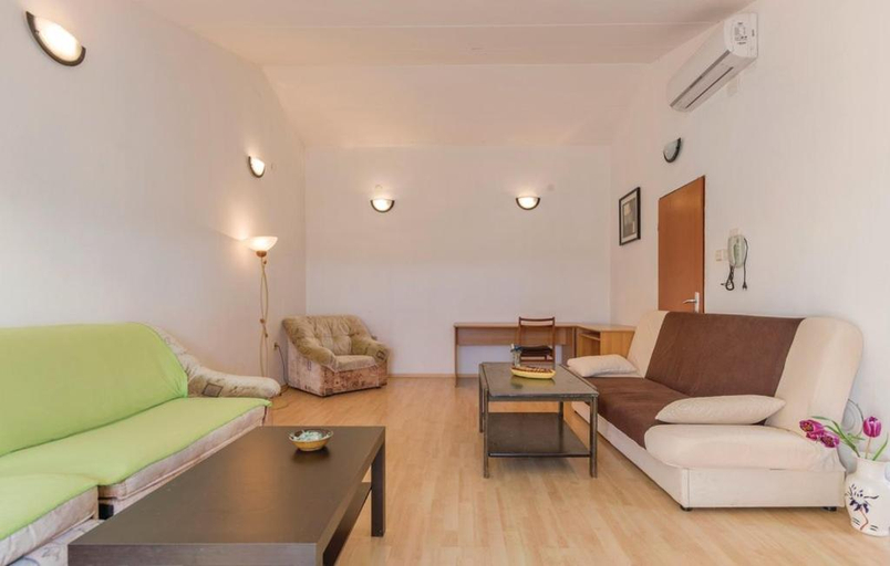 Others 5, Apartments Sergio 1499, Fažana