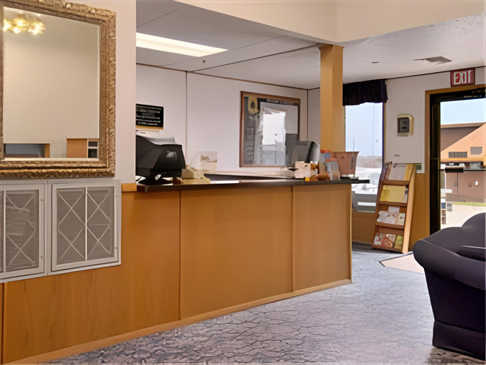 Public Area, Motel 6-Sedalia, MO, Pettis