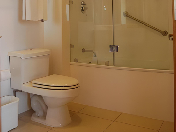 Bathroom 5, Diego de Almagro Arica, Arica