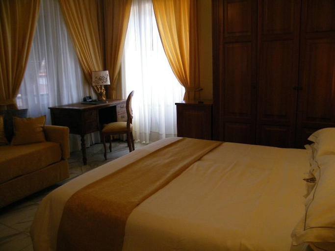 Bedroom 16
