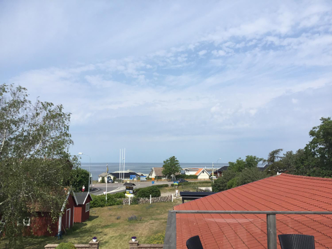 Others 2, Solo, Borgholm
